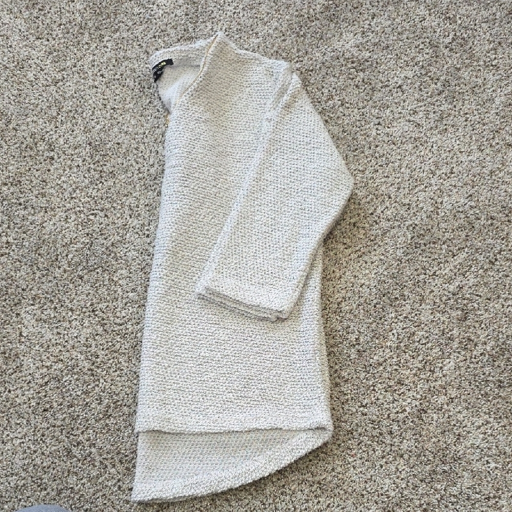 Light Gray Knit Sweater with Gold Zipper - Picture 11 of 11
